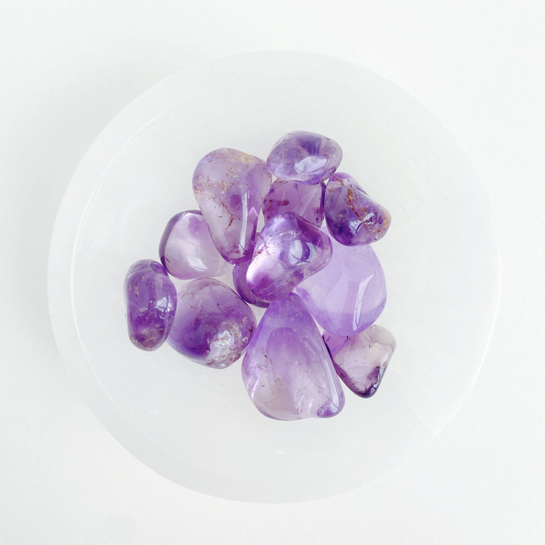 Ametista: A Pedra da Sabedoria Espiritual e Serenidade Interior